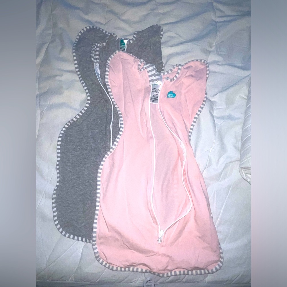 Love to Dream nwt swaddle set- original and lite for size small